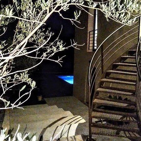 Aquarius In Cassis, D'hotes בית הארחה
