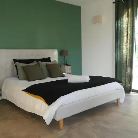 Aquarius In Cassis, D'hotes