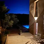 Aquarius In Cassis, D'hotes