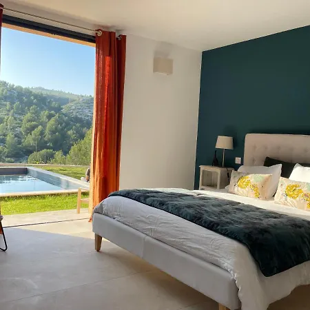 Aquarius In Cassis, D'hôtes 3*