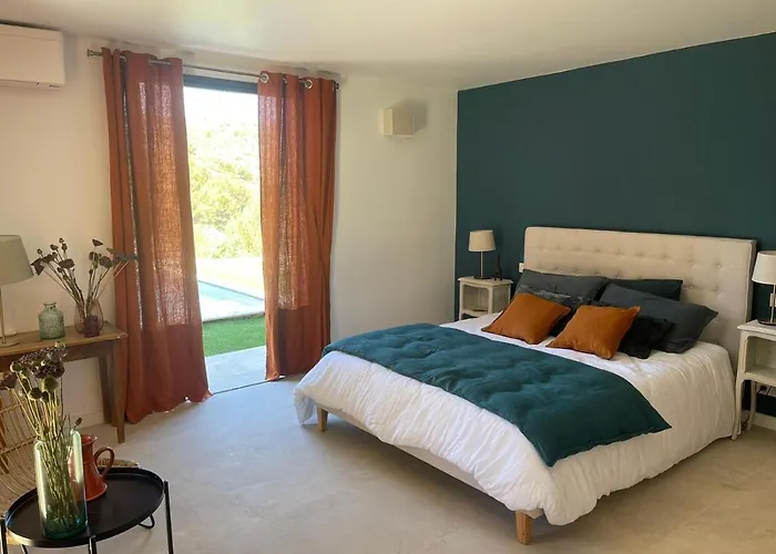 Aquarius In Cassis, D'hotes بيت ضيافة 4*