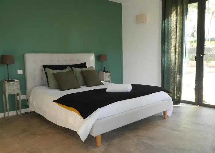 Aquarius In Cassis, D'hotes