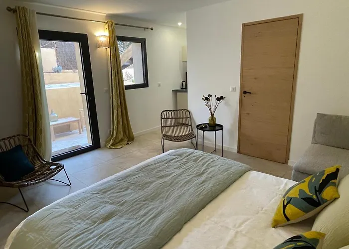 Aquarius In Cassis, D'hotes كاسيس
