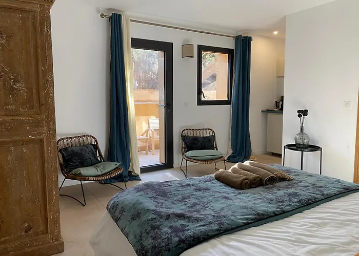 Aquarius In Cassis, D'hotes 4* كاسيس